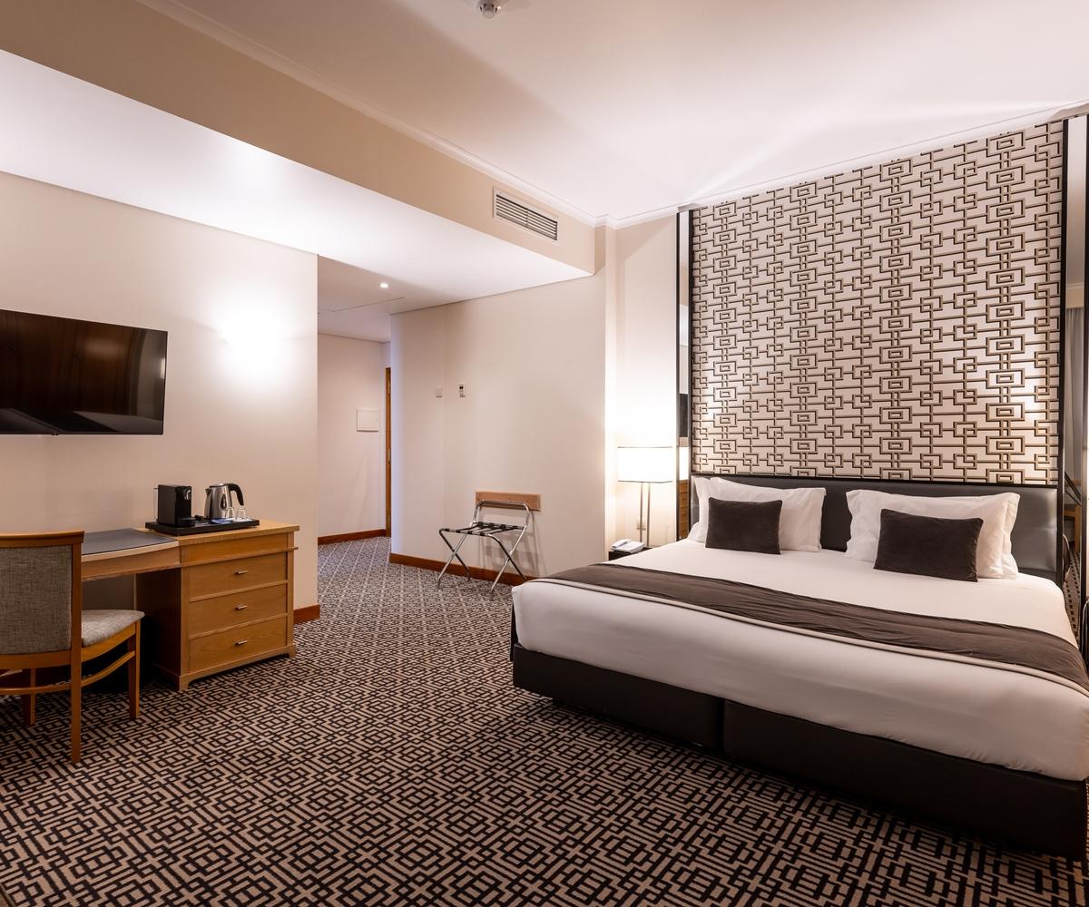 Mundial Hotel 4*